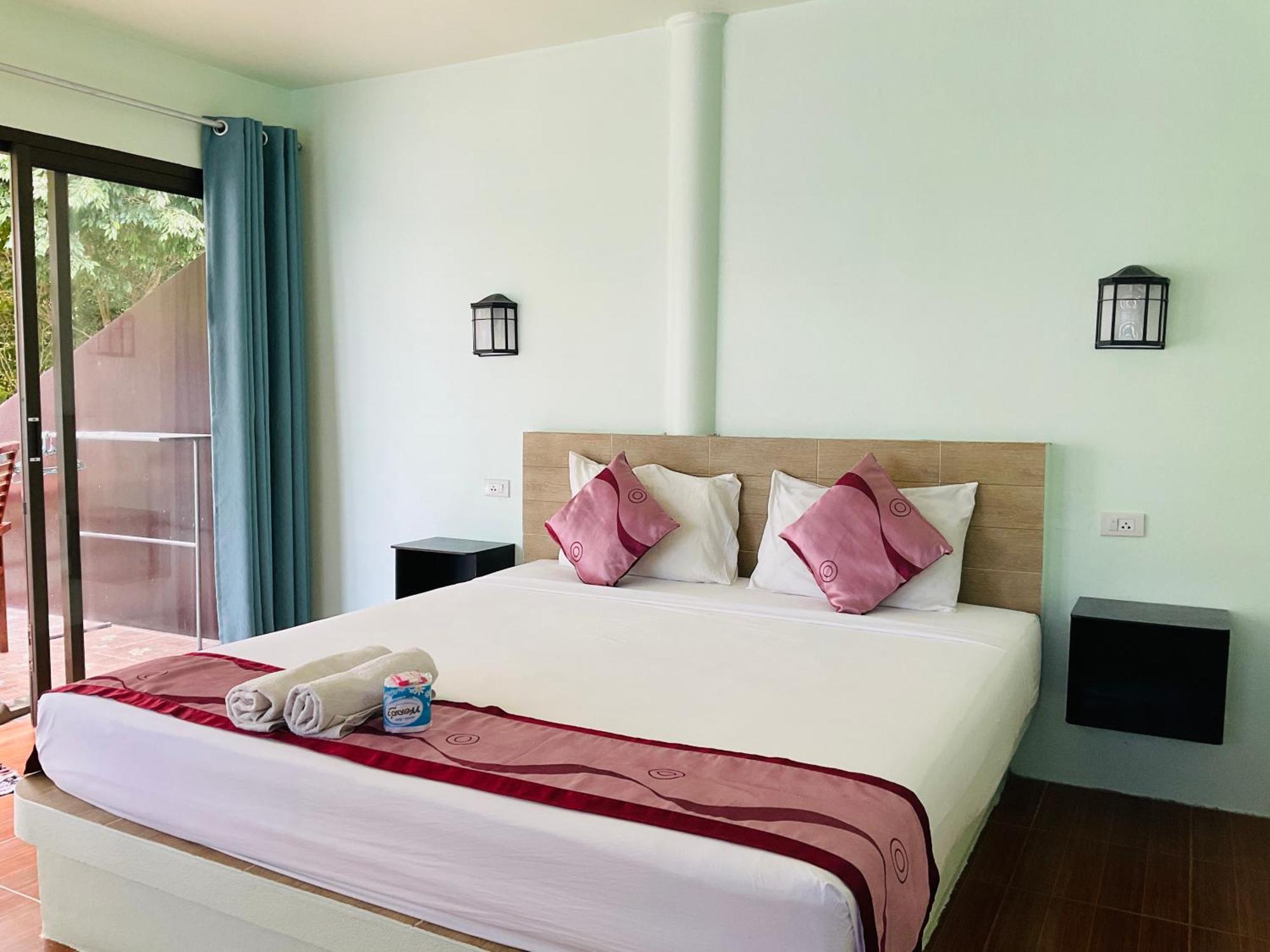 Ocean View Resort Ко Тао Екстериор снимка