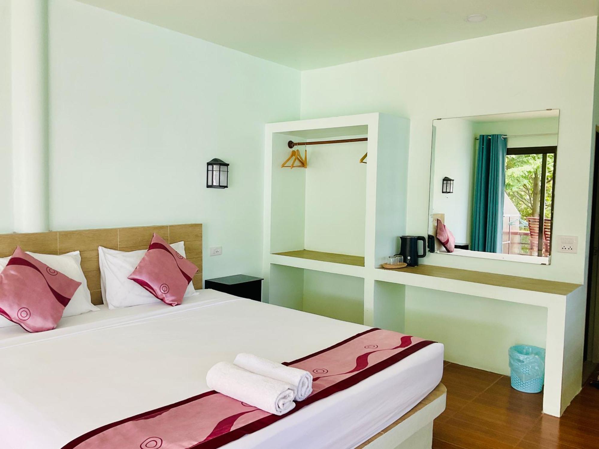 Ocean View Resort Ко Тао Екстериор снимка